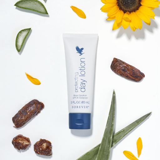 Protecting Day Lotion SPF 20 – by Forever | Aloe vera daily moisturizer with SPF and broad-spectrum UV protection

